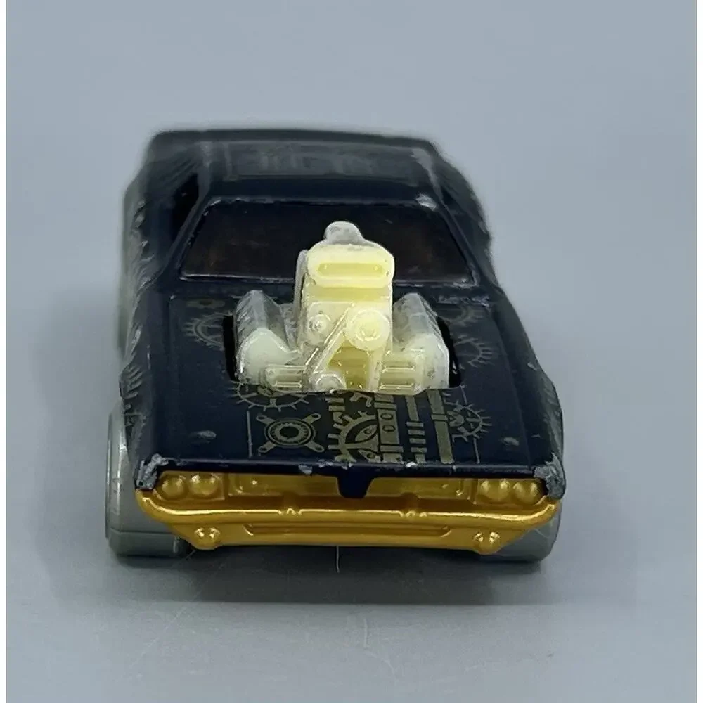 Hot Wheels 1970 Roger Dodger Black Gold Diecast Car 2015 Mattel Steampunk 1:64